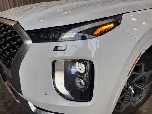 Used 2021 Hyundai Palisade Calligraphy image 9