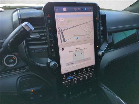 Used 2025 RAM 3500 Limited image 14