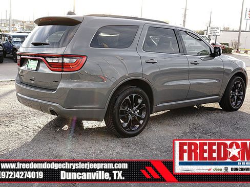 Certified 2025 Dodge Durango GT w/ Blacktop Package image 5