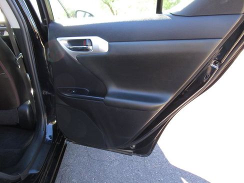 Used 2013 Lexus CT 200h image 16