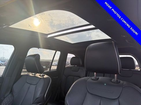 Used 2022 Jeep Grand Cherokee Summit w/ Advanced Protech Group IV image 19