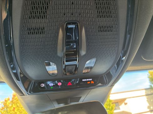 Used 2024 Cadillac Lyriq Luxury RWD image 39