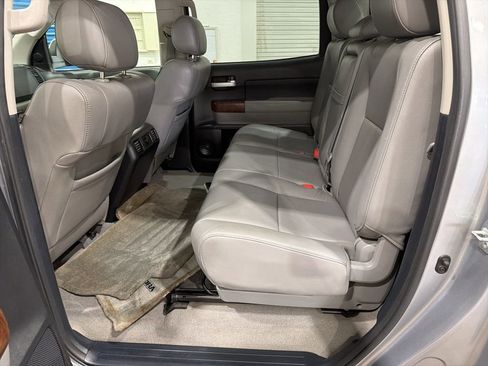 Used 2011 Toyota Tundra Limited w/ Memory Pkg AWD/4WD image 9
