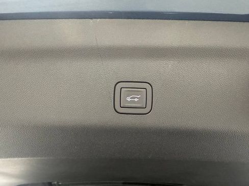New 2026 Chevrolet Tahoe Premier w/ Sun And Tow Package AWD/4WD image 30