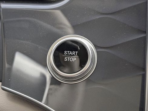 Used 2023 Mercedes-Benz EQS 450+ SUV image 17