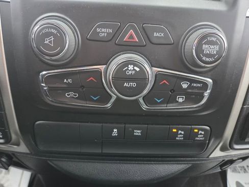 Used 2017 RAM 1500 Big Horn image 29