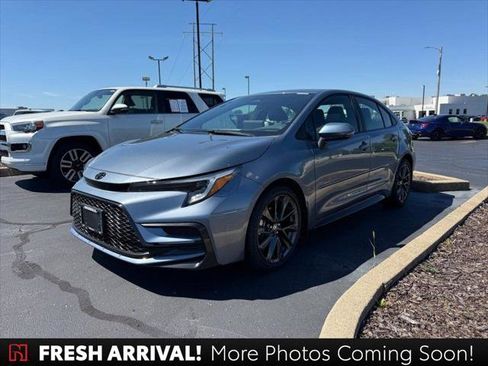 Certified 2025 Toyota Corolla XSE FWD image 1
