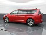 New 2026 Chrysler Pacifica Select image 5