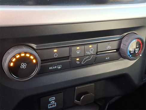 Used 2022 Ford F150 XLT image 15