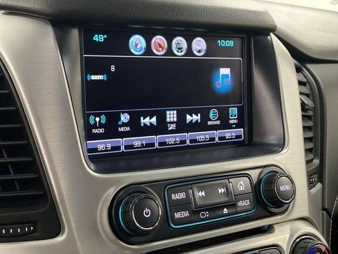 Used 2017 GMC Yukon SLT AWD/4WD image 17