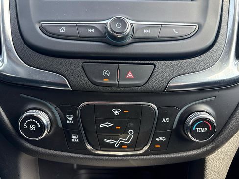 Used 2023 Chevrolet Equinox LT image 15