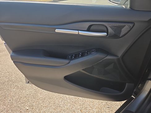 New 2026 Kia Seltos LX image 8