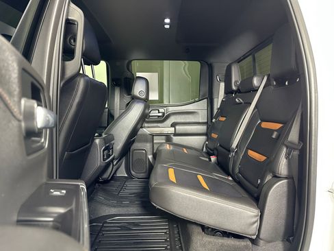Used 2019 GMC Sierra 1500 AT4 w/ AT4 Premium Package image 11