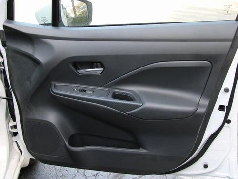 New 2025 Nissan Versa SV w/ Trunk Package image 27