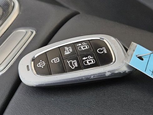 Used 2023 Hyundai Santa Fe Limited image 36