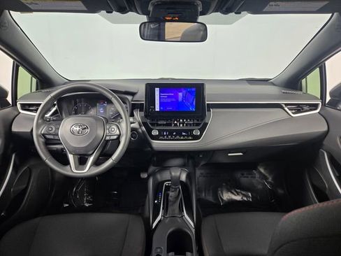 Used 2025 Toyota Corolla SE FWD image 25
