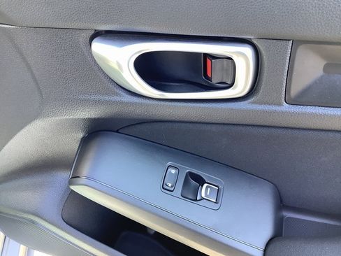 Used 2023 Honda Civic LX image 36