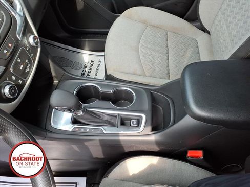 Used 2024 Chevrolet Equinox LS w/ Driver Confidence II Package FWD image 14