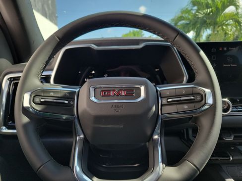 New 2026 GMC Canyon Elevation w/ Convenience Package RWD image 23