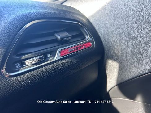 Used 2018 Dodge Challenger SRT Hellcat RWD image 8