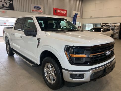 Used 2024 Ford F150 XLT w/ Tow/Haul Package image 3