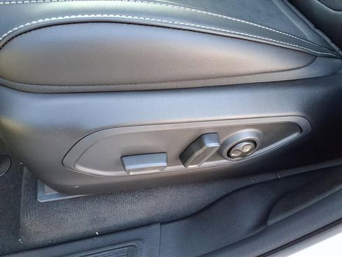 New 2025 Jeep Grand Cherokee L Altitude AWD/4WD image 10