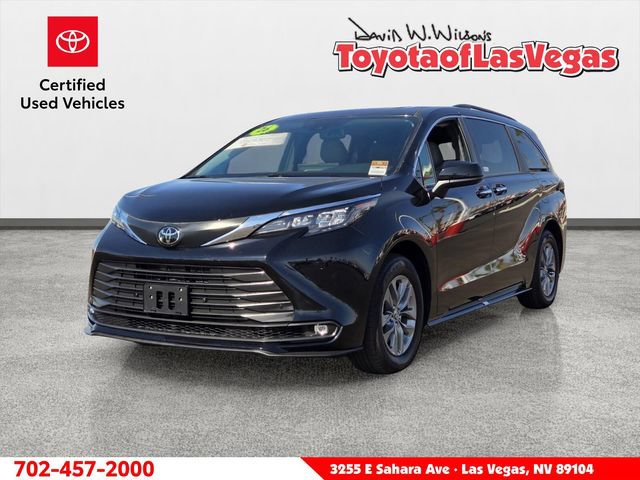Certified 2026 Toyota Sienna XLE FWD image 1