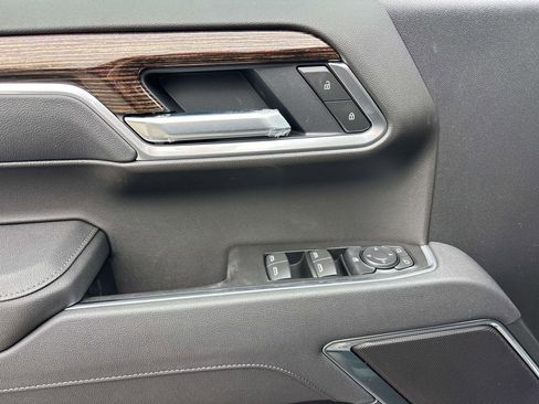 New 2026 GMC Sierra 1500 SLE w/ Preferred Package AWD/4WD image 5