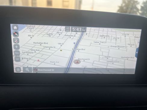 Used 2021 Hyundai Palisade Limited image 18