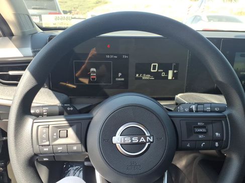 Certified 2025 Nissan Kicks SV FWD image 19