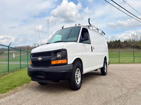 Used 2013 Chevrolet Express 2500 RWD image 1
