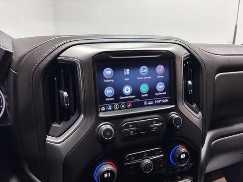 Used 2020 Chevrolet Silverado 2500 LTZ w/ LTZ Premium Package image 26