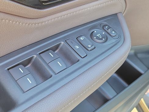 Used 2023 Honda Odyssey Touring image 27