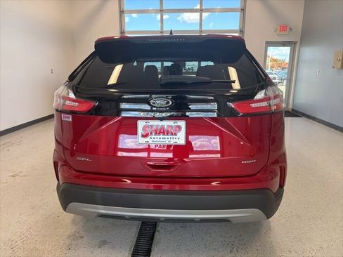 Used 2024 Ford Edge SEL w/ Convenience Package AWD/4WD image 6
