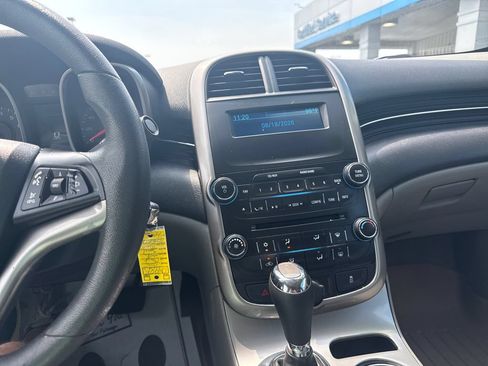 Used 2015 Chevrolet Malibu LS FWD image 27
