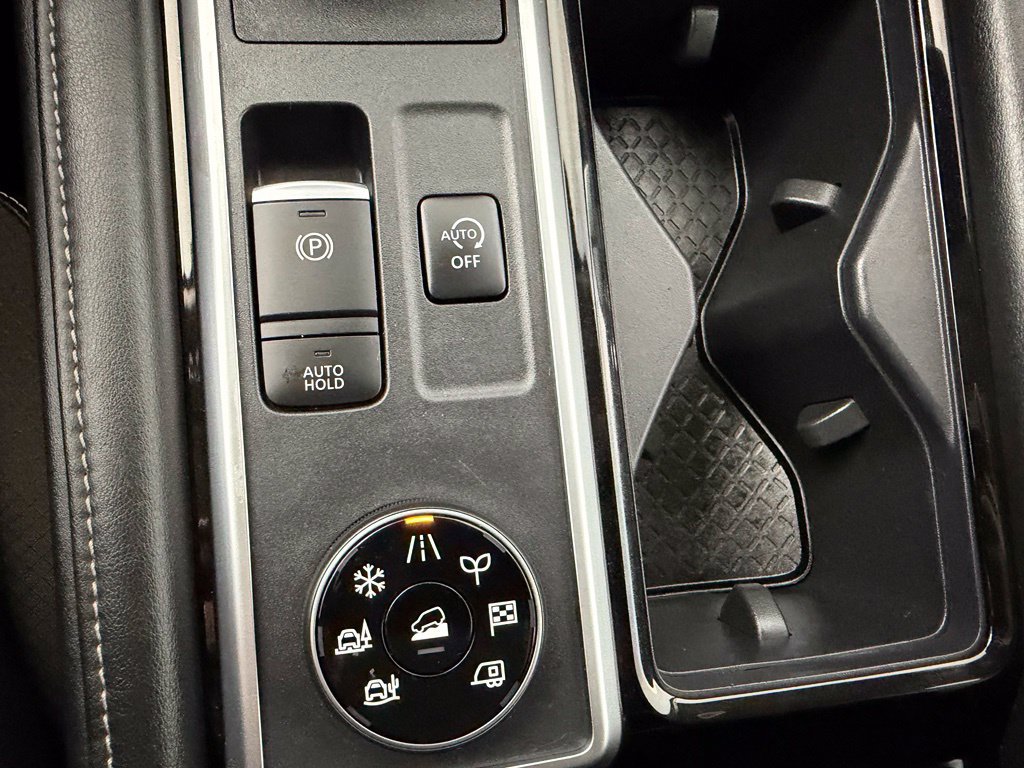 Used 2022 Nissan Pathfinder SL AWD/4WD image 23