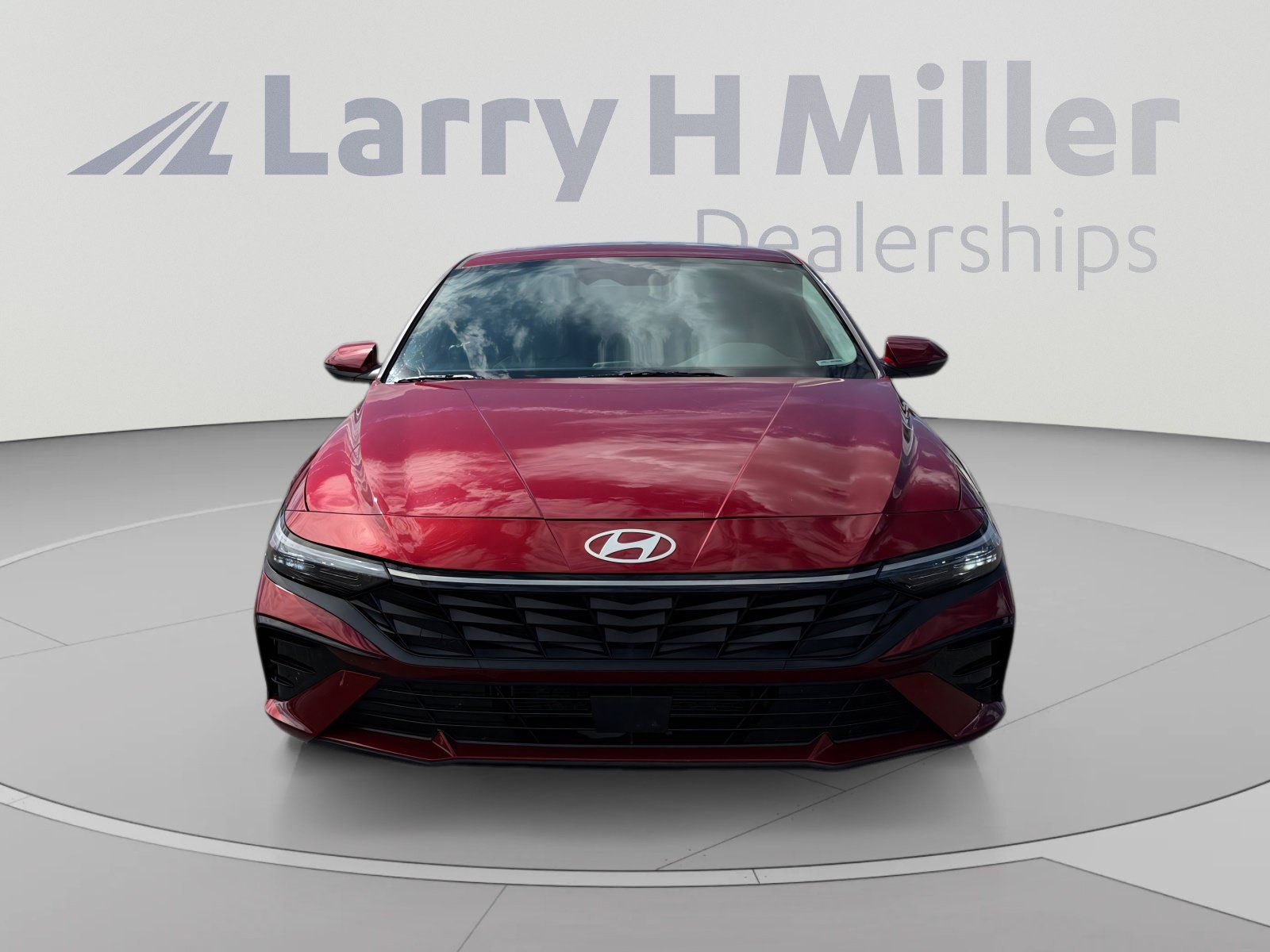 Used 2025 Hyundai Elantra Limited FWD image 8