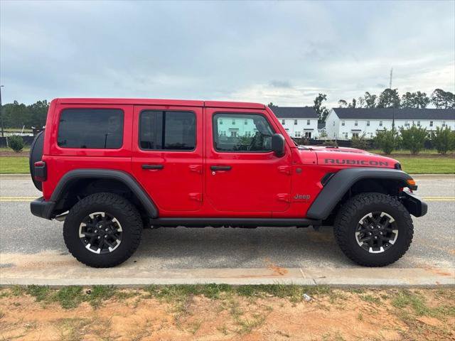 Certified 2025 Jeep Wrangler Unlimited Rubicon w/ Convenience Group AWD/4WD image 19