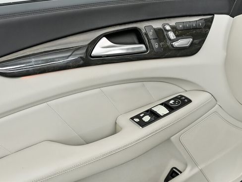 Used 2015 Mercedes-Benz CLS 400 4MATIC image 13