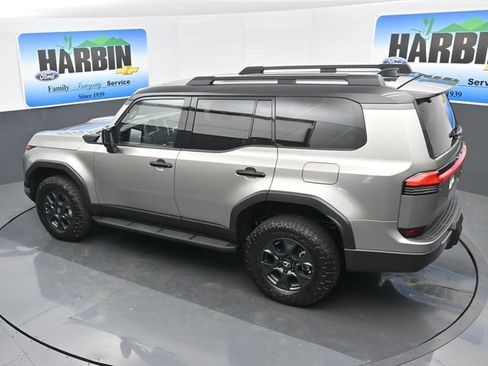 Used 2026 Lexus GX 550 w/ Accessory Package (CT) AWD/4WD image 26