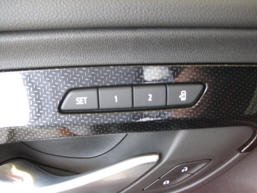 Used 2022 GMC Terrain AT4 AWD/4WD image 11