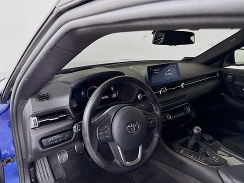 Used 2025 Toyota Supra Premium image 6