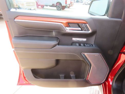 Used 2023 GMC Sierra 1500 Denali image 25