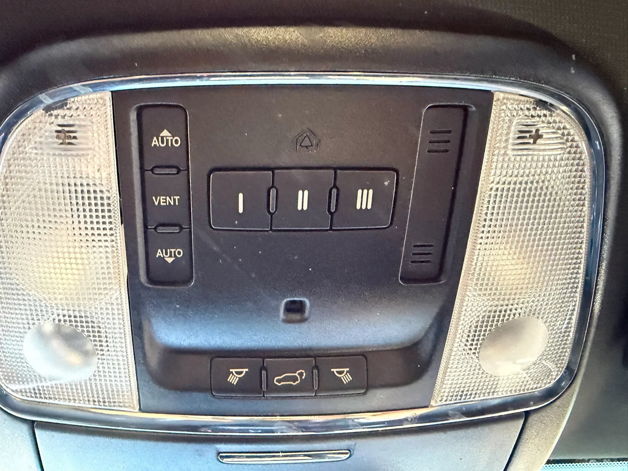 Used 2018 Dodge Durango R/T AWD/4WD image 64