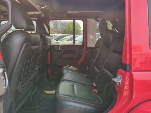 Used 2020 Jeep Wrangler Unlimited Rubicon AWD/4WD image 9