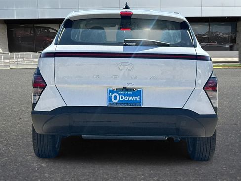 New 2026 Hyundai Kona SE FWD image 8