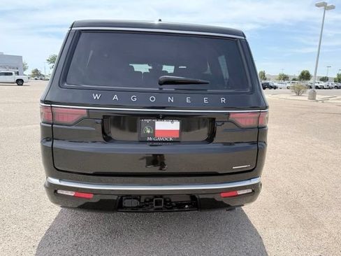 Used 2024 Jeep Wagoneer Series II AWD/4WD image 7