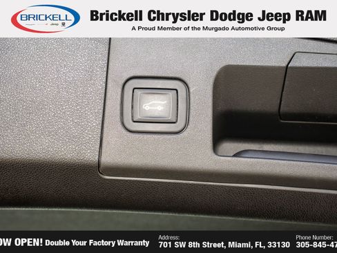Used 2025 Cadillac XT4 Premium Luxury FWD image 10