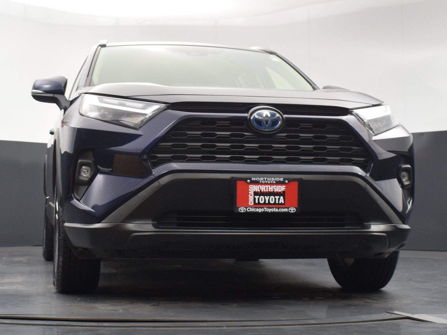 Used 2023 Toyota RAV4 XLE Premium AWD/4WD image 32
