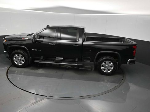 Used 2020 Chevrolet Silverado 2500 LTZ w/ LTZ Plus Package image 14